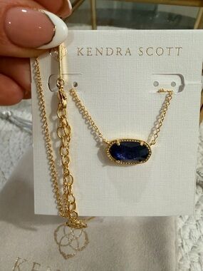 Kendra Scott Elisa Gold Pendant Necklace Deep Blue Oval Stone - NEW✨